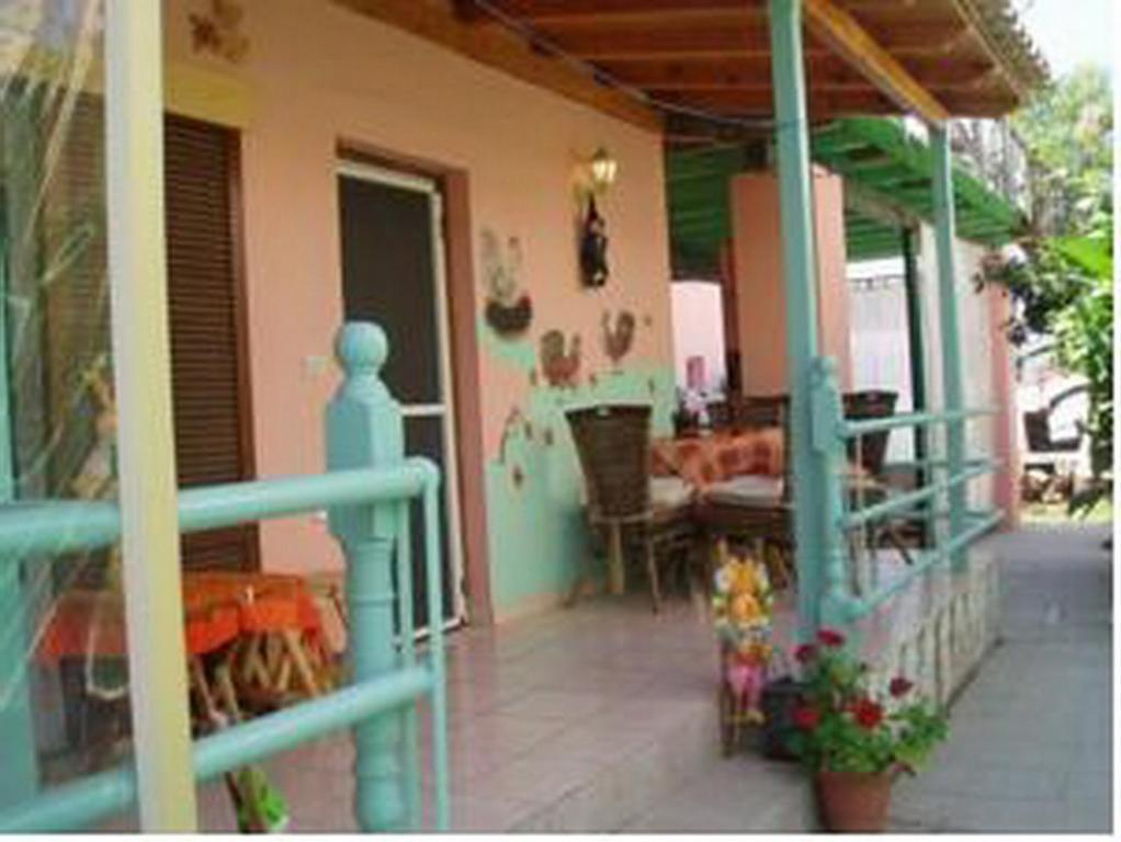 Pipitsa'S Apartments Rodas Exterior foto